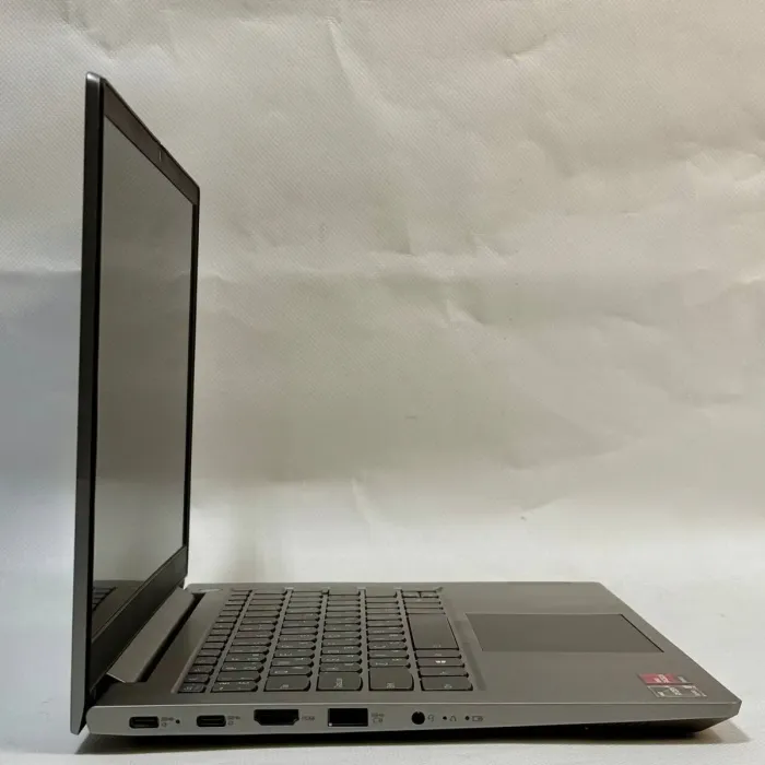 Ноутбук Б-клас Lenovo ThinkBook 14 G3 ACL / 14" (1920x1080) IPS / AMD Ryzen 5 5500U (6 (12) ядра по 2.1 - 4.0 GHz) / 16 GB DDR4 / 512 GB SSD M.2 / AMD Radeon Graphics / WebCam б/в - зображення 4