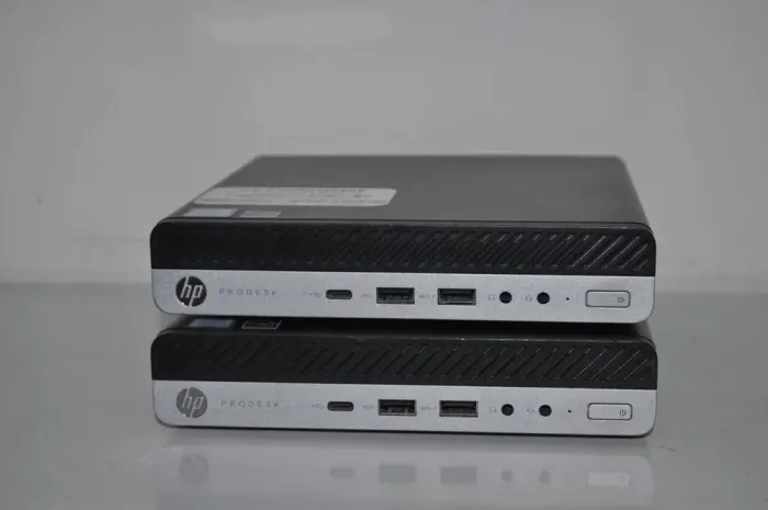 Неттоп HP ProDesk 600 G3 Mini PC USFF / Intel Core i3-7100T (2 (4) ядра по 3.4 GHz) / 12 GB DDR4 / 500 GB SSD / Intel HD Graphics 630 / Windows 11 Pro б/в - зображення 2