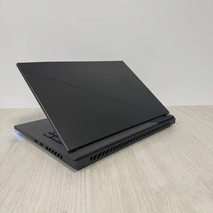 Ігровий ноутбук Asus Rog Strix G18 G814jZR / 18" (2560x1600) IPS / Intel Core i9-14900HX (24 (32) ядра по 1,6 - 5,8 ГГц) / 32 ГБ DDR5 / 1000 ГБ SSD M.2 NVMe / nVidia GeForce RTX 4080, 12 ГБ GDDR6X, 192-біт / Веб-камера б/в - зображення 8