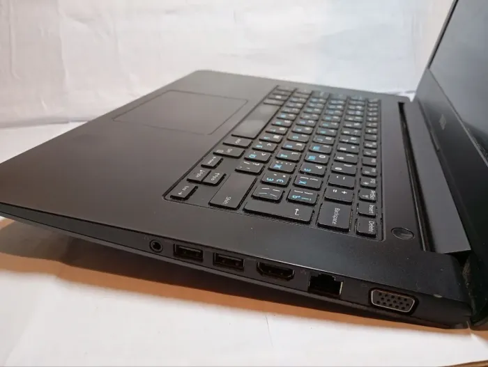 Ноутбук Б-клас Dell Latitude 3450 / 14" (1366x768) TN / Intel Core i5-5200U (2 (4) ядра по 2.2 - 2.7 GHz) / 8 GB DDR3 / 128 GB SSD / Intel HD Graphics 5500 / WebCam б/в - зображення 6