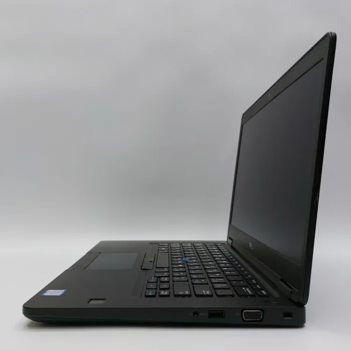 Ноутбук Dell Latitude 5490 / 14" (1920x1080) TN / Intel Core i7-8650U (4 (8) ядра по 1.9 - 4.2 GHz) / 16 GB DDR4 / 256 GB SSD / Intel UHD Graphics 620 / WebCam / USB 3.1 / HDMI б/в - зображення 5