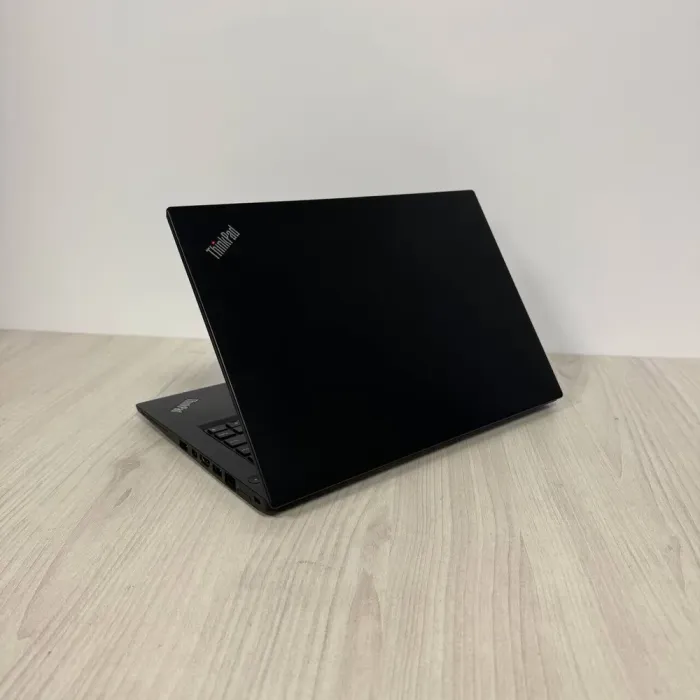 Ультрабук Lenovo ThinkPad T460s / 14" (1920x1080) IPS / Intel Core i5-6200U (2 (4) ядра по 2.3 - 2.8 GHz) / 8 GB DDR4 / 256 GB SSD NVMe / Intel HD Graphics 520 / WebCam б/в - зображення 6