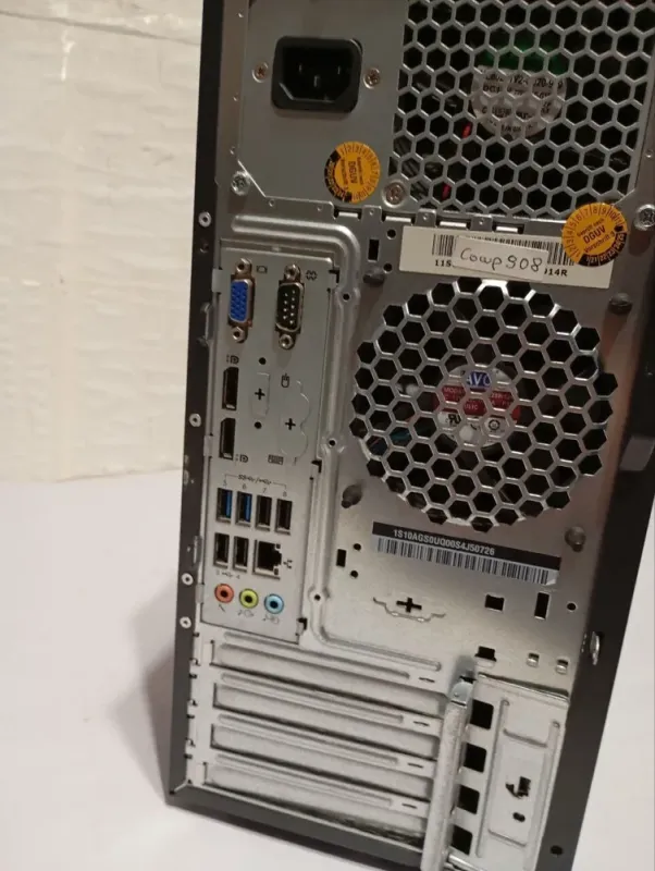 ПК Б-клас Lenovo ThinkCentre M83 Tower / Intel Core i3-4130 (2 (4) ядра по 3.4 GHz) / 16 GB DDR3 / 120 GB SSD + 500 GB HDD / Intel HD Graphics 4400 / DVD-RW б/у - зображення 4