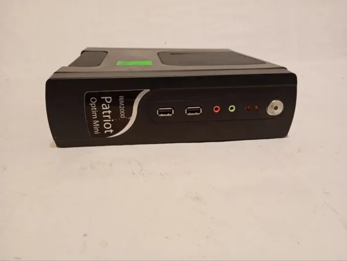 ПК Patriot Optim Mini RIM2000 USFF / Intel Celeron 1037U (2 ядра по 1.8 GHz) / 8 GB DDR3 / 60 GB SSD / Intel HD Graphics б/в - зображення 2