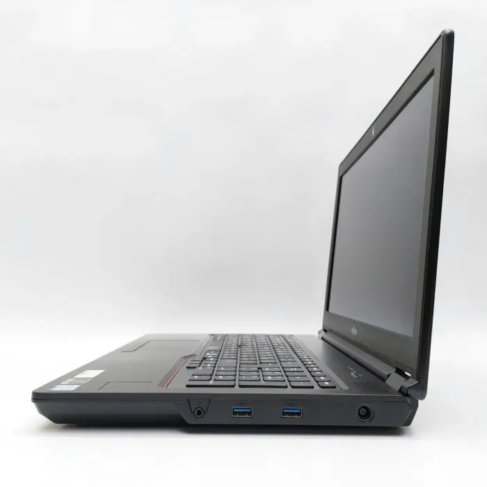Мобільна робоча станція Б-клас Fujitsu Celsius H780 / 15.6" (1920x1080) IPS / Intel Core i7-8750H (6 (12) ядер по 2.2 - 4.1 GHz) / 32 GB DDR4 / 512 GB SSD / nVidia Quadro P600, 4 GB GDDR5, 128-bit / WebCam б/в - зображення 5