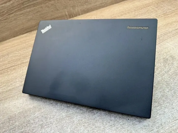 Нетбук Lenovo ThinkPad X250 / 12.5" (1366x768) TN / Intel Core i5-4300U (2 (4) ядра по 1.9 - 2.9 GHz) / 8 GB DDR3 / 256 GB SSD / Intel HD Graphics 5500 / WebCam / Win 10 / Дві АКБ б/в - зображення 7