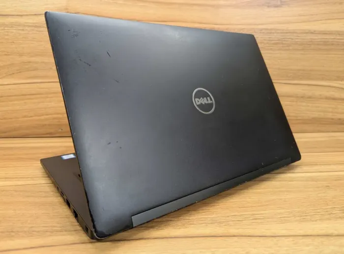 Ультрабук Б-клас Dell Latitude 7480 / 14" (1920x1080) IPS / Intel Core i7-7600U (2 (4) ядра по 2.8 - 3.9 GHz) / 8 GB DDR4 / 256 GB SSD / Intel HD Graphics 620 / HDMI / Windows 10 б/в - зображення 7