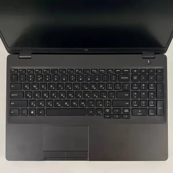 Ультрабук Dell Latitude 5500 / 15.6" (1366x768) TN / Intel Core i5-8365U (4 (8) ядра по 1.6 - 4.1 GHz) / 16 GB DDR4 / 256 GB SSD / Intel UHD Graphics / HDMI / WebCam б/в - зображення 3