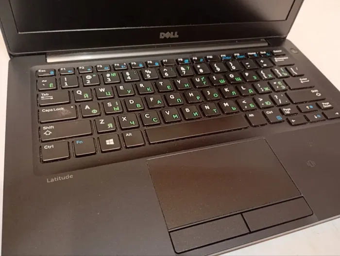 Нетбук Dell Latitude 7280 / 12.5" (1920x1080) IPS / Intel Core i5-6200U (2 (4) ядра по 2.3 - 2.8 GHz) / 8 GB DDR4 / 512 GB SSD / Intel HD Graphics 520 / WebCam б/в - зображення 7