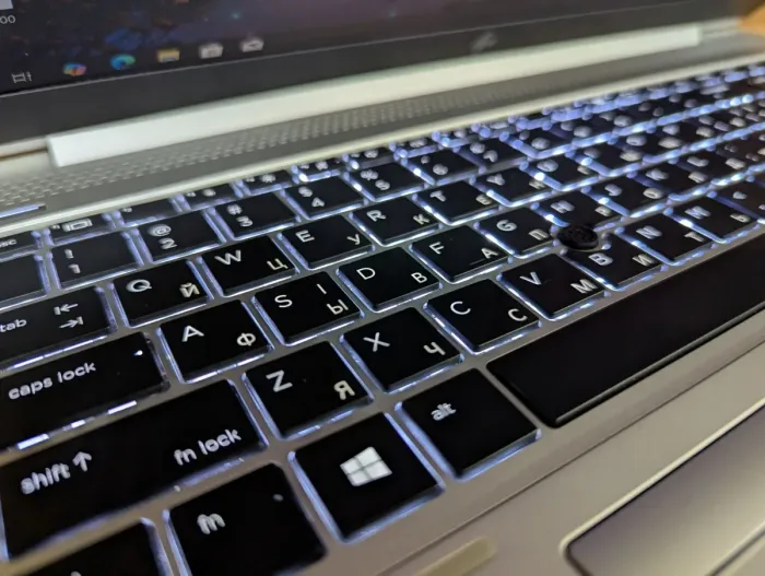 Ультрабук HP EliteBook 850 G6 / 15.6" (1920x1080) IPS / Intel Core i5-8365U (4 (8) ядра по 1.6 - 4.1 GHz) / 16 GB DDR4 / 512 GB SSD / Intel UHD Graphics / WebCam / HDMI / TouchID / Windows 10 б/в - зображення 6