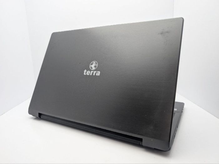 Ноутбук Terra Mobile 1513A / 15.6" (1366x768) TN / Intel Pentium N3700 (4 ядра по 1.6 - 2.4 GHz) / 8 GB DDR3 / 120 GB SSD / Intel HD Graphics / WebCam / DVD-ROM / АКБ не тримає заряд б/в - зображення 8