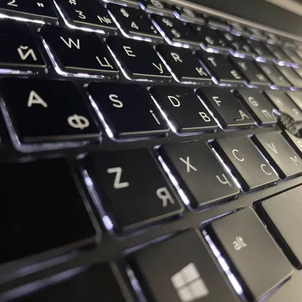 Мобільна робоча станція Б-класу HP zBook 17 G3 / 17,3" (1600x900) TN / Intel Core i5-6440HQ (4 ядра по 2,6 - 3,5 ГГц) / 16 ГБ DDR4 / 512 ГБ SSD / nVidia Quadro M1000M, 2 ГБ DDR3, 128-біт / WebCam / Fingerprint б/в - зображення 5