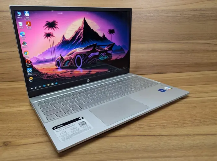 Ультрабук Б-клас HP Pavilion 15-eg1077nr / 15.6" (1920x1080) IPS / Intel Core i7-1195G7 (4 (8) ядра по 1.3 - 5.0 GHz) / 16 GB DDR4 / 512 GB SSD / Intel Iris Xe Graphics / WebCam / Windows 10 б/в - зображення 5