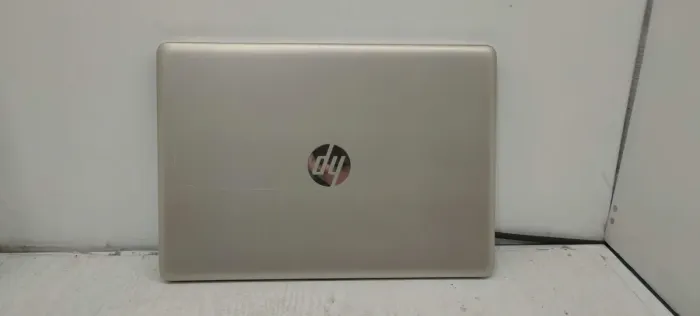 Ноутбук HP 14-ck0520sa / 14" (1920x1080) IPS / Intel Core i5-7200U (2 (4) ядра по 2.5 - 3.1 GHz) / 16 GB DDR4 / 256 GB SSD / Intel HD Graphics 620 / WebCam б/в - зображення 2