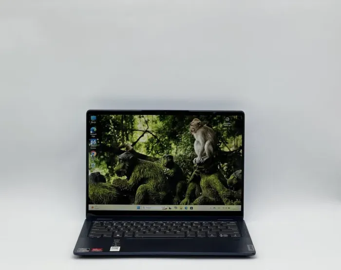 Ультрабук-трансформер Lenovo IdeaPad Flex 5 14ABR8 / 14" (1920x1080) IPS Touch / AMD Ryzen 5 7530U (6 (12) ядер по 2.0 - 4.5 GHz) / 8 GB DDR4 / 240 GB SSD / AMD Radeon RX Vega 7 Graphics / WebCam б/в - зображення 2