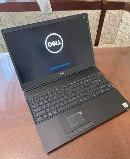 Робоча станція Б-клас Dell Precision 7550 / 15.6" (1920x1080) IPS / Intel Core i7-10850H (6 (12) ядер по 2.7 - 4.9 GHz) / 32 GB DDR4 / 1000 GB SSD + 1000 GB SSD + 1000 GB SSD / nVidia Quadro RTX 4000, 8 GB GDDR6, 256-bit / WebCam б/в - зображення 2