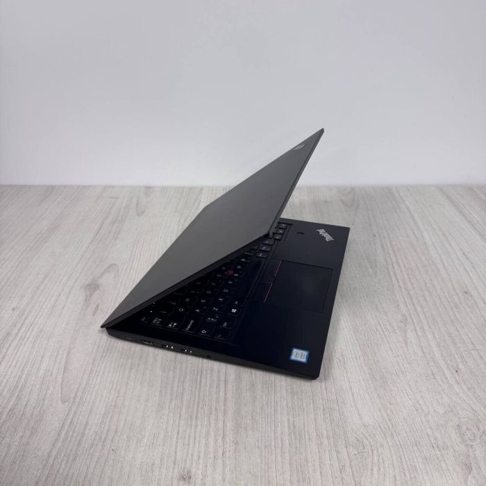 Ноутбук Lenovo ThinkPad E480 / 14" (1920x1080) IPS / Intel Core i5-8250U (4 (8) ядра по 1.6 - 3.4 GHz) / 8 GB DDR4 / 256 GB SSD NVMe / Intel UHD Graphics 620 / WebCam б/в - зображення 6