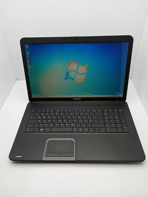 Ноутбук Toshiba C870D / 17.3" (1600x900) TN / AMD E2-1800 (2 ядра по 1.7 GHz) / 8 GB DDR3 / 500 GB HDD / AMD Radeon HD 7340 Graphics / WebCam б/в - зображення 7