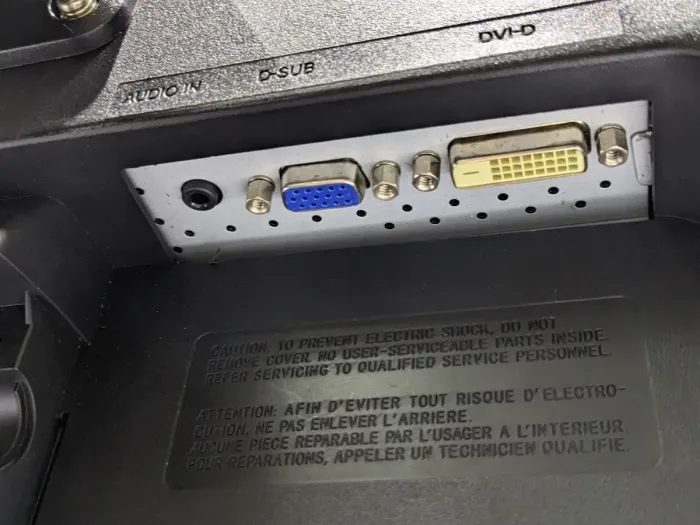 Монітор LG Flatron W2242T / 22" (1680x1050) TN / VGA, DVI / VESA 100x100 б/в - зображення 6