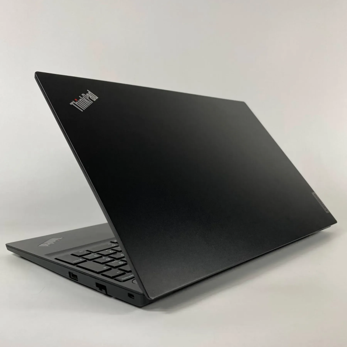 Ноутбук Б-клас Lenovo ThinkPad E15 Gen2 / 15.6" (1920x1080) IPS / Intel Core i5-1135G7 (4 (8) ядра по 4.2 GHz) / 16 GB DDR4 / 256 GB SSD / Intel Iris Xe Graphics / WebCam / HDMI б/в - зображення 6