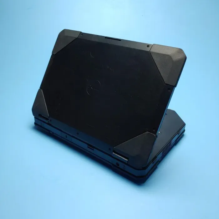 Захищений ноутбук Б-клас Dell Latitude 5414 Rugged / 14" (1366x768) TN / Intel Core i5-6300U (2 (4) ядра по 2.4 - 3.0 GHz) / 16 GB DDR4 / 480 GB SSD / Intel HD Graphics 520 / WebCam / Win 10 Pro б/в - зображення 3