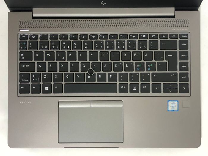 Ультрабук HP ZBook 14u G5 / 14" (1366x768) TN / Intel Core i7-8650U (4 (8) ядра по 1.9 - 4.2 GHz) / 8 GB DDR4 / 256 GB SSD NVMe / AMD Radeon Pro WX 3100, 2 GB GDDR5, 128-bit / WebCam / Win 10 Pro б/в - зображення 8