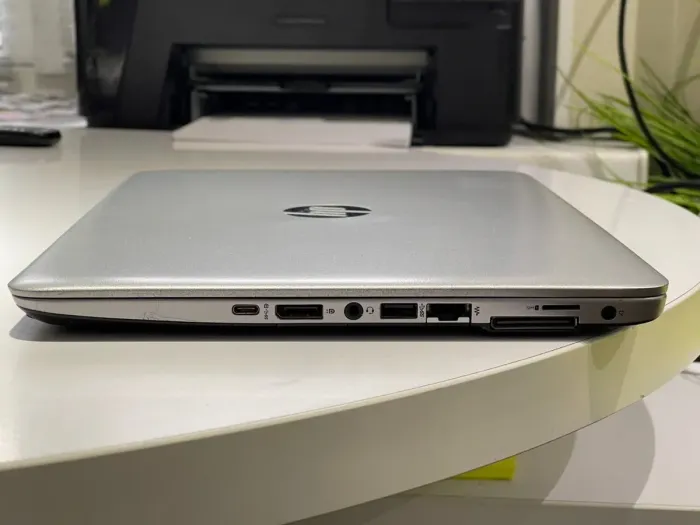 Ноутбук HP EliteBook 840 G4 / 14" TN / Intel Core i5-7200U (2(4) ядра по 2.5-3.1GHz) / 8GB DDR4 / 240GB SSD / HD Graphics 620 / WebCam б/в - зображення 4