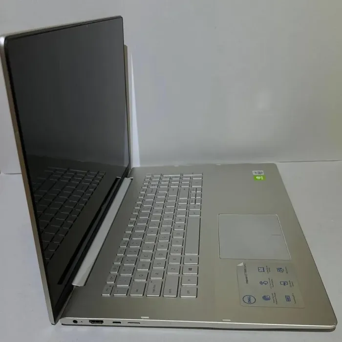 Ноутбук-трансформер Б-клас Dell Inspiron 7791 2n1 / 17.3" (1920x1080) IPS Touch / Intel Core i7-10510U (4 (8) ядра по 1.8 - 4.9 GHz) / 16 GB DDR4 / 512 GB SSD / nVidia GeForce MX250, 2 GB GDDR5, 64-bit / WebCam / HDMI б/в - зображення 5