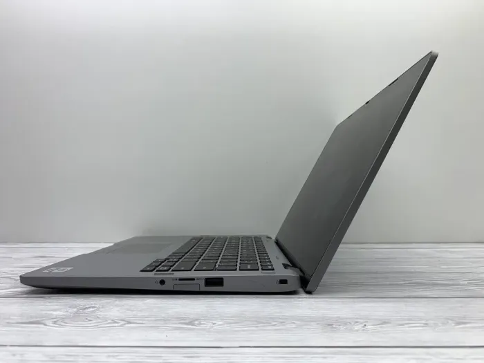 Ноутбук-трансформер Б-клас Dell Latitude 5310 2-in-1 / 13.3" (1920x1080) IPS Touch / Intel Core i7-10610U (4 (8) ядра по 1.8 - 4.9 GHz) / 16 GB DDR4 / 240 GB SSD / Intel UHD Graphics / WebCam б/в - зображення 7