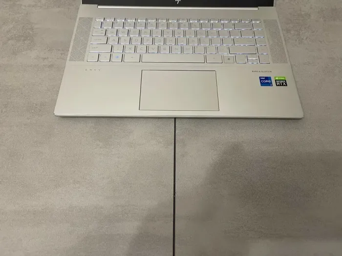 Ігровий ноутбук Б-клас HP Envy 15t-ep100 / 15.6" (1920x1080) IPS / Intel Core i7-11800H (8 (16) ядер по 1.9 - 4.6 GHz) / 32 GB DDR4 / 512 GB SSD M.2 / nVidia GeForce RTX 3050, 4 GB GDDR6, 128-bit / WebCam / Fingerprint б/в - зображення 6