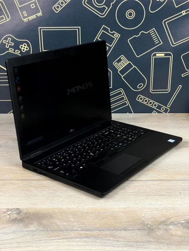 Ноутбук Dell Latitude 5580 / 15.6" TN / Intel Core i5-7300U (2(4) ядра по 2.6-3.5 GHz) / 8 GB DDR4 / 128 GB SSD / Intel HD Graphics 620 / WebCam б/в - зображення 3