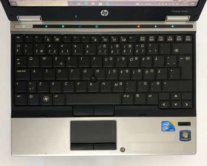 Нетбук Б-клас HP Elitebook 2540p / 12.1" (1280x800) TN / Intel Core i7-640LM (2 (4) ядра по 2.13 - 2.93 GHz) / 6 GB DDR3 / 80 GB SSD / Intel HD Graphics / WebCam / Посилена батарея б/в - зображення 8