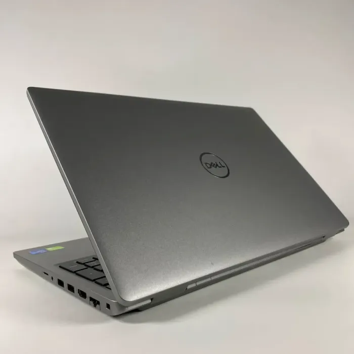 Ноутбук Dell Latitude 5521 / 15.6" (1920x1080) IPS / Intel Core i5-11500H (6 (12) ядер по 2.4 - 4.6 GHz) / 16 GB DDR4 / 256 GB SSD / nVidia GeForce MX450, 2 GB GDDR5, 64-bit / WebCam / TouchID б/в - зображення 7
