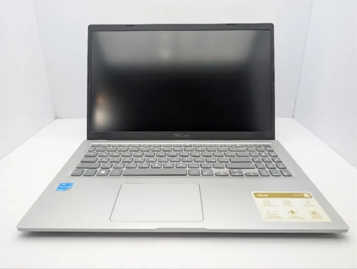 Ноутбук Asus VivoBook 15 X515E / 15.6" (1920x1080) IPS / Intel Pentium Gold 7505 (2 (4) ядра по 3.5 GHz) / 12 GB DDR4 / 240 GB SSD / Intel UHD Graphics / WebCam б/в - зображення 3