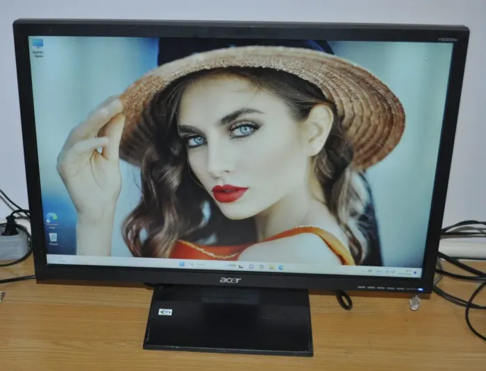 Монітор Acer V223W / 22" (1680x1050) TN / VGA, DVI б/в - зображення 5