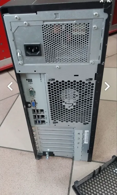 Сервер Fujitsu PRIMERGY TX1330 M2 Full Tower / Intel Core i3-6100 (2 (4) ядра по 3,7 ГГц) / 8 ГБ DDR4 / 60 ГБ SSD / Matrox G200e ServerEngines б/в - зображення 5