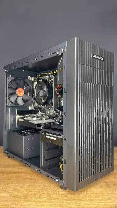 Ігровий ПК Deepcool Matrexx 30 Tower / AMD Ryzen 3 1200 (4 ядра по 3.1 - 3.4 GHz) / 8 GB DDR4 / 120 GB SSD + 500 GB HDD / AMD Radeon RX 560, 4 GB GDDR5, 128-bit / 500W - зображення 4