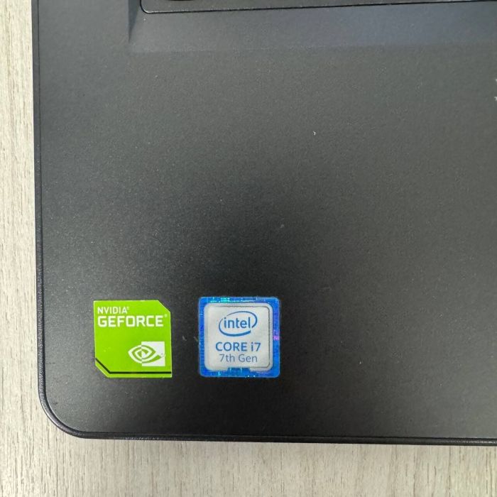 Ноутбук Lenovo ThinkPad E470 / 14" (1920×1080) IPS / Intel Core i7-7500U (2 (4) ядра по 2.7 - 3.5 GHz) / 8 GB DDR4 / 128 GB SSD / nVidia GeForce 940MX, 2 GB GDDR5, 64-bit / WebCam б/в - изображение 3