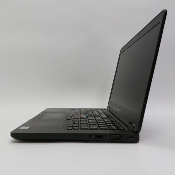 Ультрабук Dell Latitude 5490 / 14" (1366x768) TN / Intel Core i5-8350U (4 (8) ядра по 1.7 - 3.6 GHz) / 8 GB DDR4 / 256 GB SSD M.2 / Intel UHD Graphics 620 / WebCam б/в - зображення 5