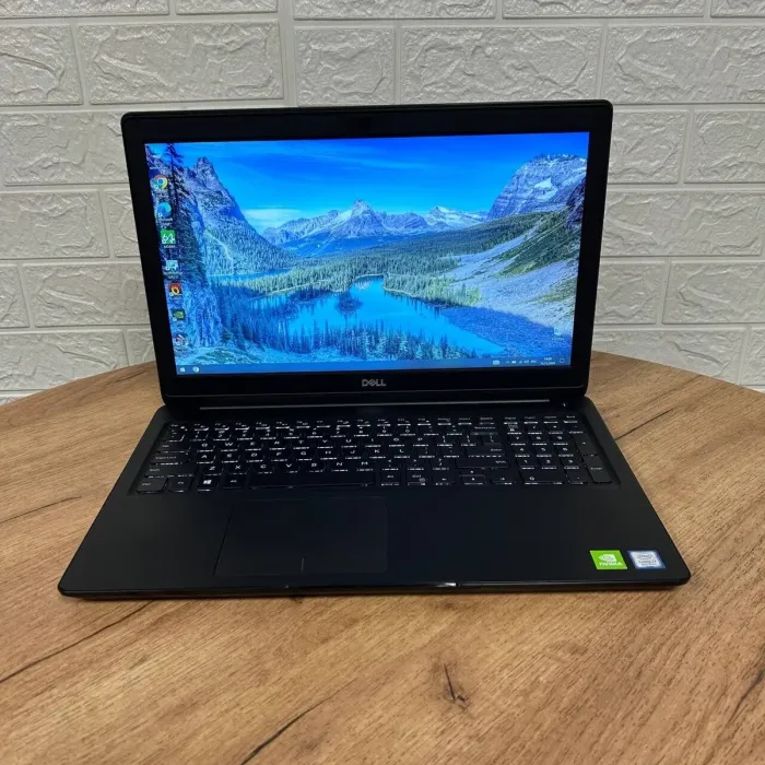 Ноутбук Б-клас Dell Latitude 3500 / 15.6" (1920x1080) TN / Intel Core i7-8565U (4 (8) ядра по 1.8 - 4.6 GHz) / 16 GB DDR4 / 256 GB SSD / nVidia GeForce MX130, 2 GB GDDR5, 64-bit / WebCam б/в - зображення 2