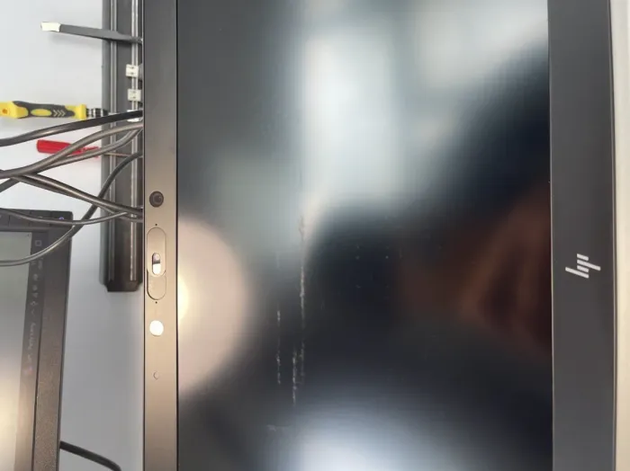 Ультрабук Б-клас HP EliteBook 840 G5 / 14" (3840x2160) IPS / Intel Core i5-8250U (4 (8) ядра по 1.6 - 3.4 GHz) / 16 GB DDR4 / 120 GB SSD / Intel UHD Graphics 620 / WebCam б/в - зображення 3