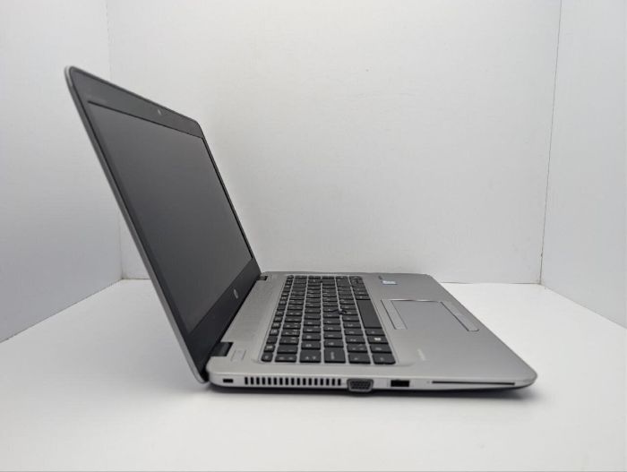 Ноутбук HP EliteBook 840 G4 / 14" (1920x1080) IPS / Intel Core i5-7200U (2 (4) ядра по 2.5 - 3.1 GHz) / 8 GB DDR4 / 128 GB SSD / Intel HD Graphics 620 / WebCam б/в - зображення 4