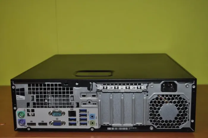 Комп'ютер Б-клас HP EliteDesk 800 G2 SFF / Intel Core i5-6500 (4 ядра по 3.2 - 3.6 GHz) / 8 GB DDR4 / 120 GB SSD / Intel HD Graphics 530 / DVD-ROM / Windows 11 Pro б/в - зображення 10