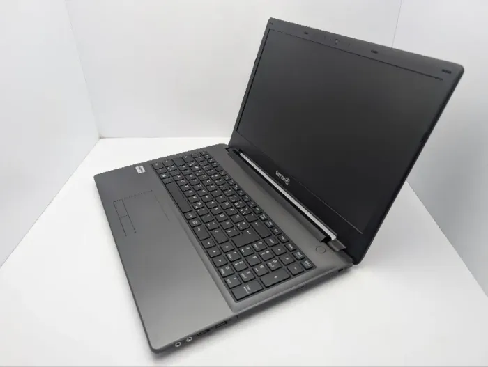 Ноутбук Terra Mobile 1513A / 15.6" (1366x768) TN / Intel Pentium N3700 (4 ядра по 1.6 - 2.4 GHz) / 8 GB DDR3 / 120 GB SSD / Intel HD Graphics / WebCam / DVD-ROM / АКБ не тримає заряд б/в - зображення 7