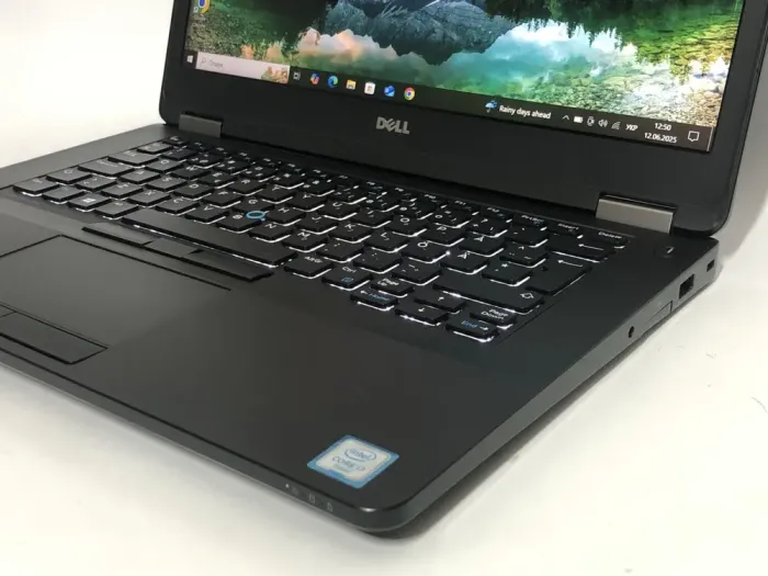 Ноутбук Б-клас Dell Latitude E5470 / 14" (1920x1080) IPS / Intel Core i7-6820HQ (4 (8) ядра по 2.7 - 3.6 GHz) / 8 GB DDR4 / 256 GB SSD / Intel HD Graphics 530 / WebCam / Win 10 Pro б/в - зображення 9