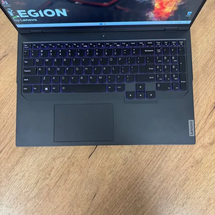 Ігровий ноутбук Б-клас Lenovo Legion Pro 5 16IRX8 / 16" (2560x1600) IPS / Intel Core i7-13700HX (16 (24) ядра по 3.7 - 5.0 GHz) / 32 GB DDR5 / 1000 GB SSD / nVidia GeForce RTX 4070, 8 GB GDDR6, 128-bit / WebCam б/в - зображення 7