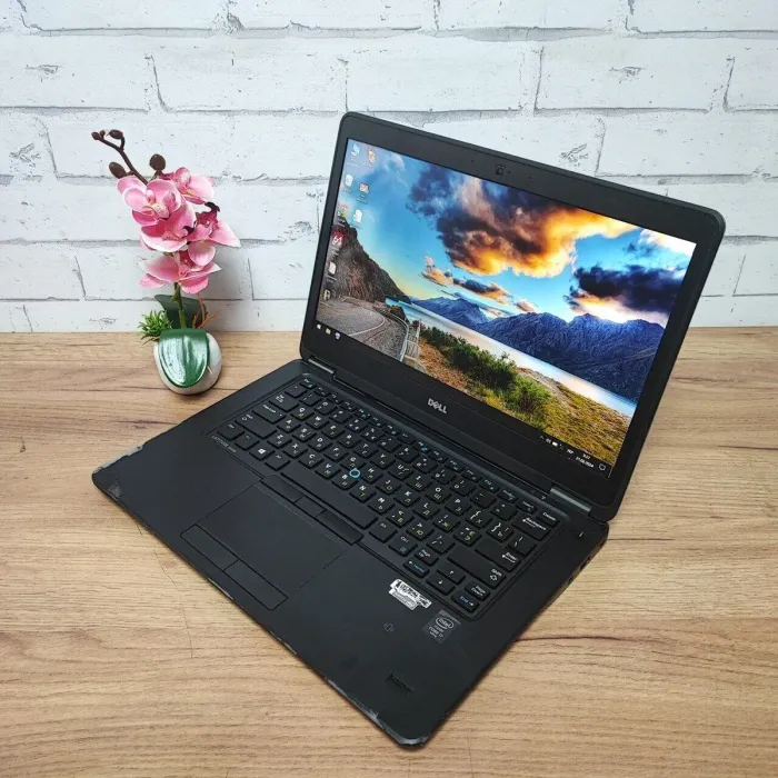 Ноутбук Б-клас Dell Latitude E5440 / 14" (1920x1080) TN / Intel Core i7-5600U (2 (4) ядра по 2.6 - 3.2 GHz) / 8 GB DDR3 / 128 GB SSD / Intel HD Graphics 5500 / WebCam / HDMI б/в - зображення 4