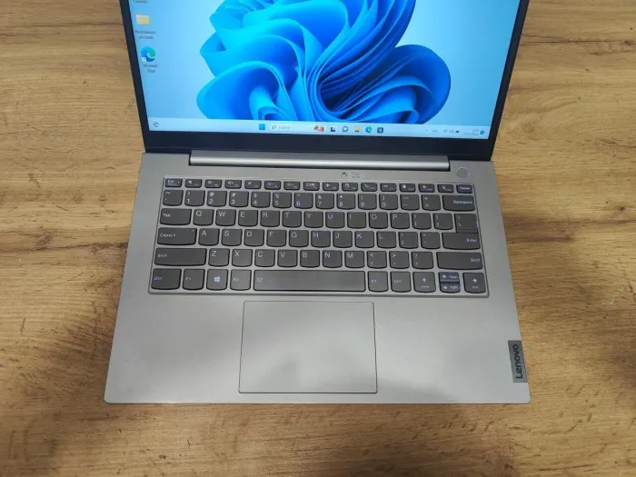 Ультрабук Lenovo ThinkBook 14 G2 / 14" (1920x1080) IPS / Intel Core i5-1135G7 (4 (8) ядра по 2.4 - 4.2 GHz) / 8 GB DDR4 / 256 GB SSD / Intel Iris Xe Graphics / WebCam / Windows 11 Pro б/в - зображення 5