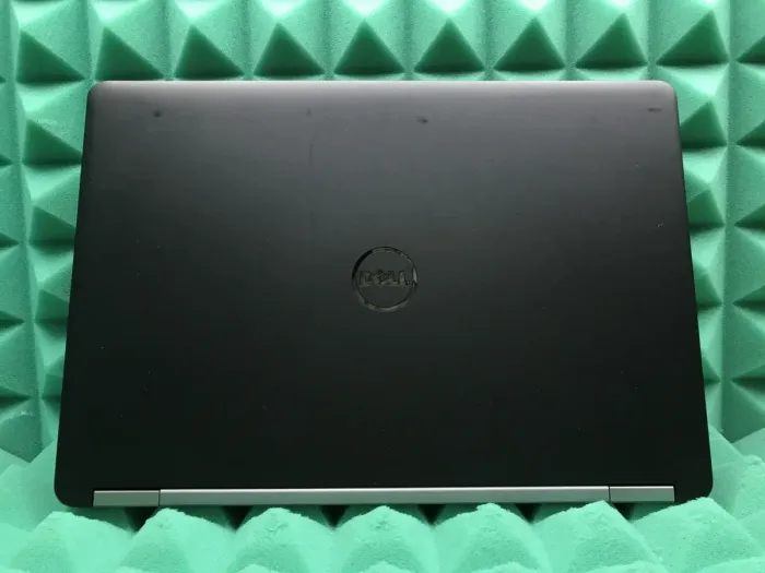 Ноутбук Dell Latitude E5470 / 14" IPS / Core i5-6300U (2(4) ядра по 2.4-3GHz) / 8GB DDR4 / 256GB SSD M.2 / HD Graphics 520 / WebCam / HDMI / Win 10 б/в - зображення 5