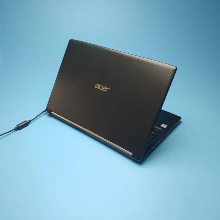 Ноутбук Acer Aspire A515-51-75UY / 15.6" (1920x1080) TN / Intel Core i7-7500U (2 (4) ядра по 2.7 - 3.5 GHz) / 8 GB DDR4 / 240 GB SSD / Intel UHD Graphics 620 / WebCam / Win 10 Home б/в - зображення 5